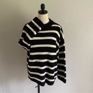H&M Men's Black and White Striped Crewneck Sweater